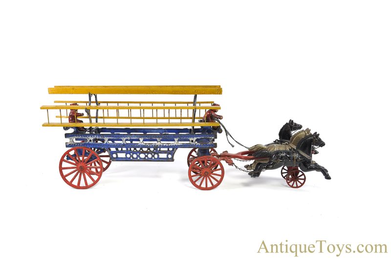 Hubley ca. 1919 Cast Iron No. 499 Horse Drawn Hook & Ladder Wagon <FONT COLOR="ff000 ">*SOLD*</font> - Image 3