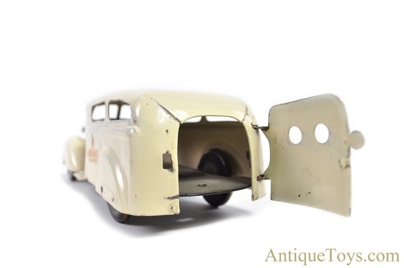 Wyandotte Toys ca. 1930's Pressed Steel Ambulance <FONT COLOR="ff000 ">*SOLD*</font> - Image 5