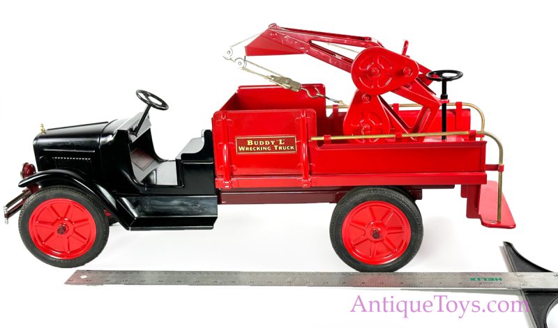 Buddy L Wrecker ca 1930-32 Pressed Steel Model Wrecker <FONT COLOR="ff000 ">*SOLD*</font> - Image 3