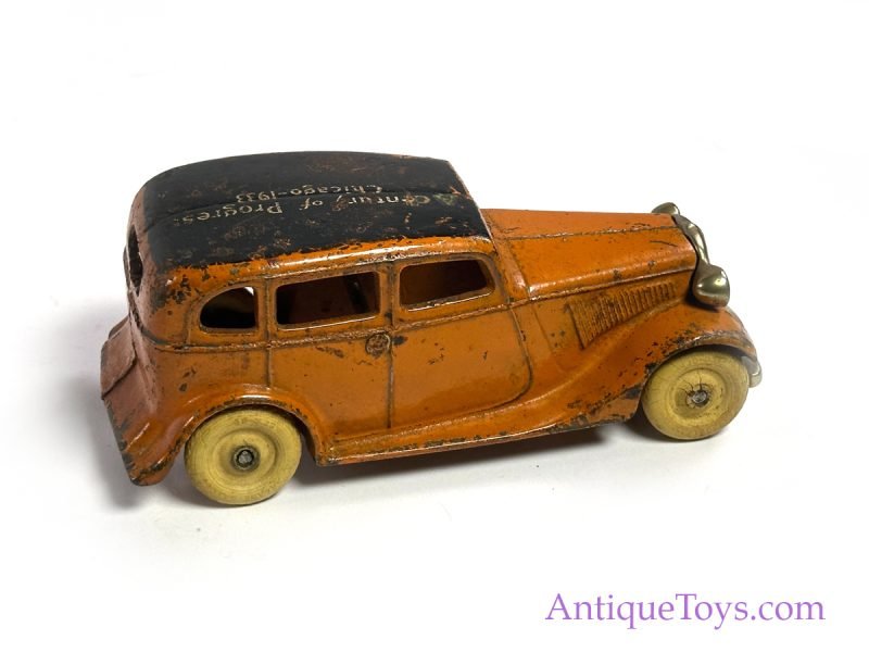 Arcade ca. 1933 Cast Iron 1933 Chicago World's Fair: A Century of Progress Ford Sedan <FONT COLOR="ff000 ">*SOLD*</font> - Image 4