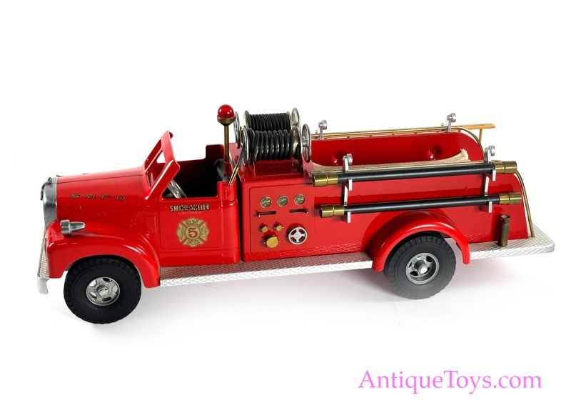 Fred Thompson Smith Miller, Inc. “Smitty Toys” Vintage SMFD Fire Engine <FONT COLOR="ff000 ">*SOLD*</font> - Image 7