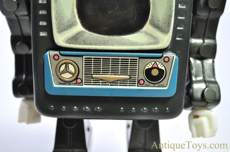 ALPS ca. 1958-1959 1st Version Tin Lithographed Battery-Operated "Television Spaceman" UM-1 Robot <FONT COLOR="ff000 ">*SOLD*</font> - Image 10