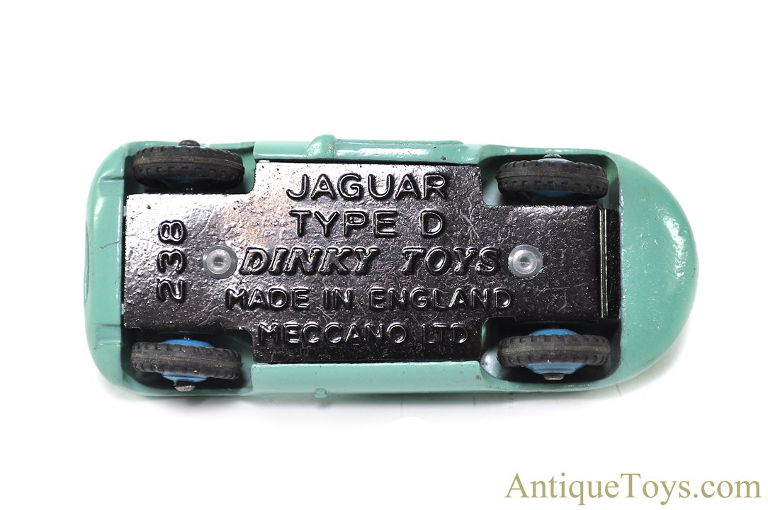 Meccano Ltd. Dinky Toys Diecast ca. 1955-57 #238 Jaguar Type