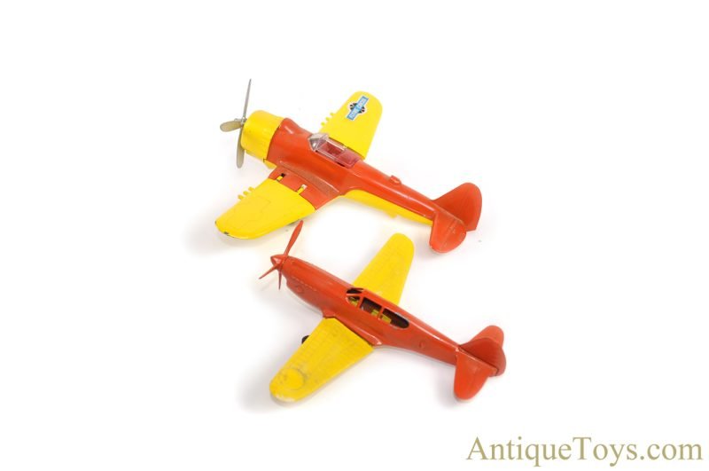 Hubley Diecast No. 21216 Flying Circus Stunt Plane Set for Sale - Image 3