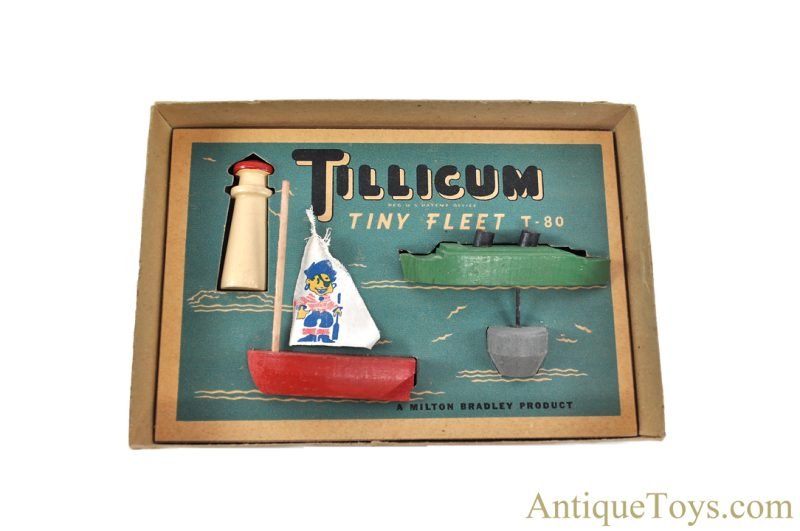 Milton Bradley Co. ca. 1930s Wooden T-80 “Tillicum Toys Tiny Fleet" Set in Box for Sale - Image 3