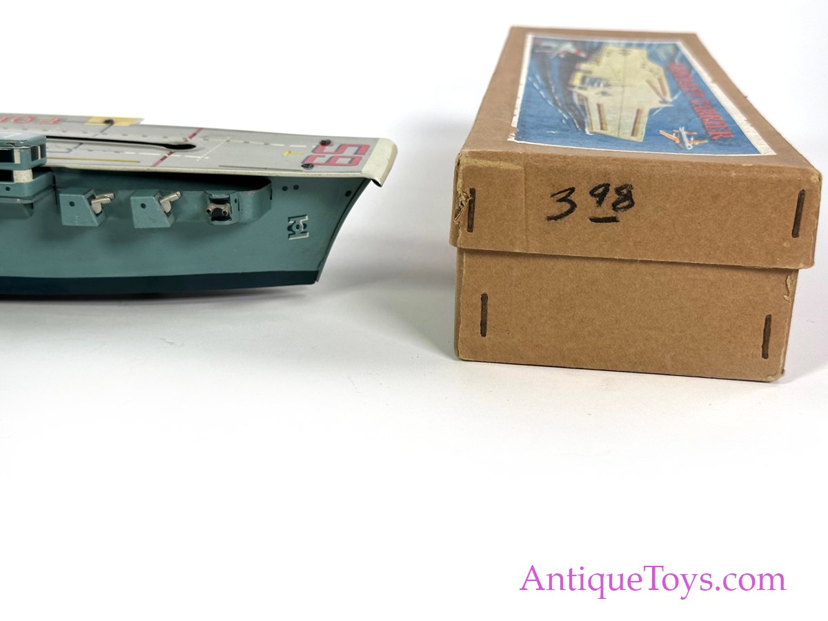 Linemar Marx Tin Lithographed Batt. Op. Aircraft Carrier Forrestal in Box <FONT COLOR="ff000 ">*SOLD*</font> - Image 7