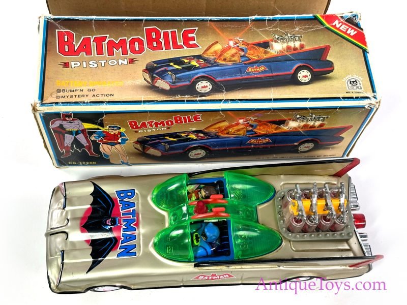 RARE Tin Lithographed Batt. Op. Gold Batman Batmobile Piston Car in Box <FONT COLOR="ff000 ">*SOLD*</font> - Image 10