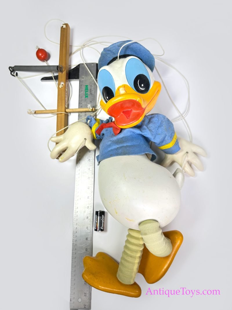 Pelham Puppets Donald Duck Marionette Store Display <FONT COLOR="ff000 ">*SOLD*</font>
