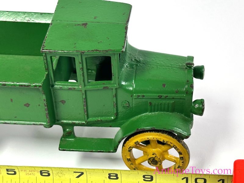 Hubley ca. 1926 Cast Iron Truck 10" <FONT COLOR="ff000 ">*SOLD*</font> - Image 9