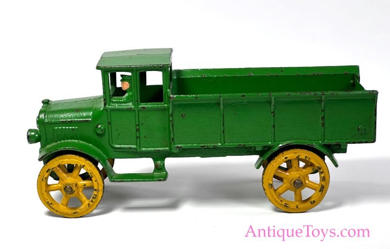 Hubley ca. 1926 Cast Iron Truck 10" <FONT COLOR="ff000 ">*SOLD*</font> - Image 6