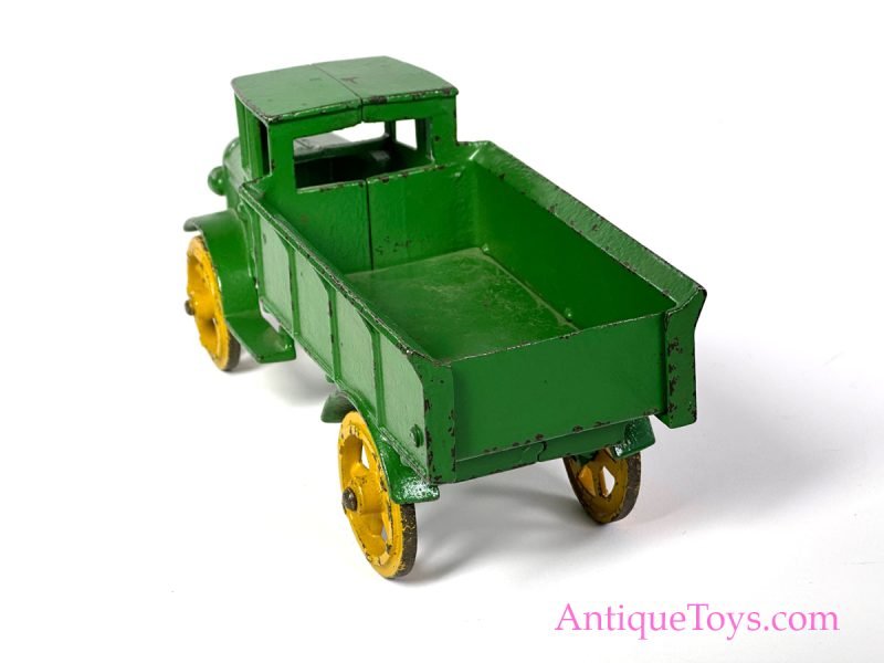 Hubley ca. 1926 Cast Iron Truck 10" <FONT COLOR="ff000 ">*SOLD*</font> - Image 4