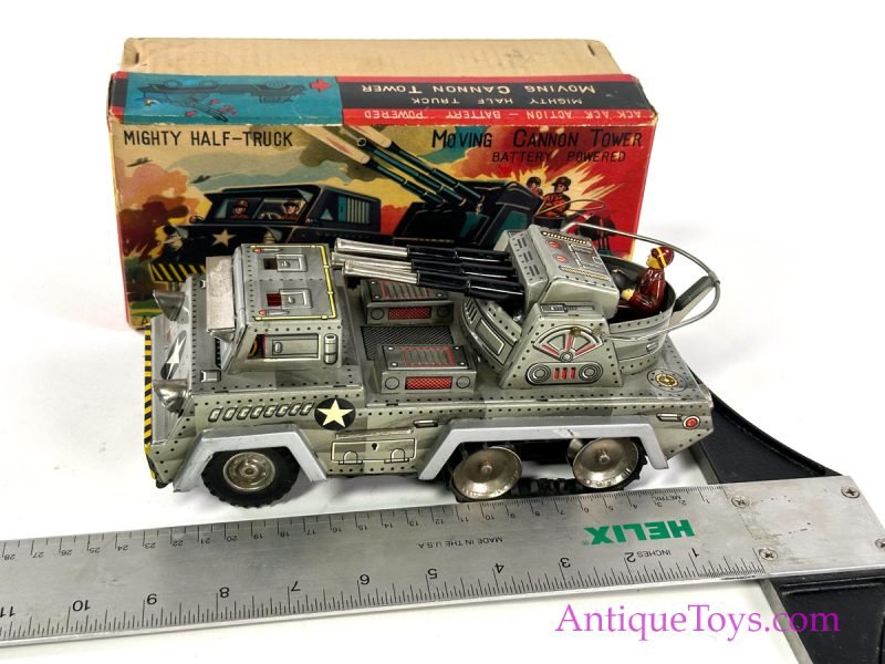 Sankei Tin Lithographed Batt. Op. "Mighty Half-Truck Moving Cannon Tower Tank" in Box <FONT COLOR="ff000 ">*SOLD*</font> - Image 11