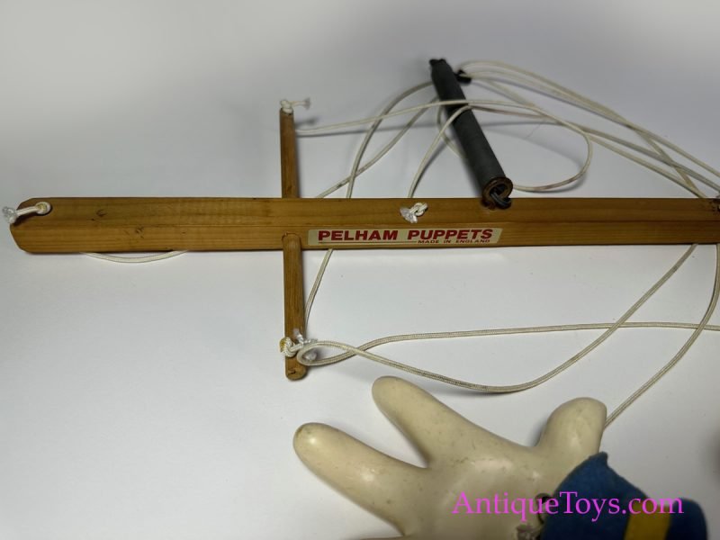 Pelham Puppets Donald Duck Marionette Store Display <FONT COLOR="ff000 ">*SOLD*</font> - Image 9
