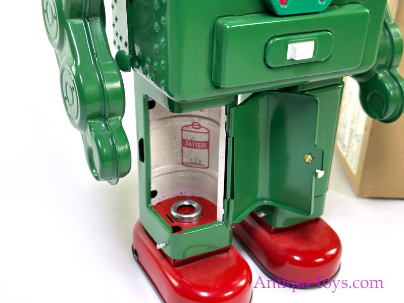 HaHa Toy Tin Lithographed Battery Op. “Smoking Spaceman” TR2011 Green Edition with Box for Sale - Image 3