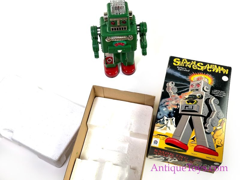 HaHa Toy Tin Lithographed Battery Op. “Smoking Spaceman” TR2011 Green Edition with Box for Sale - Image 2