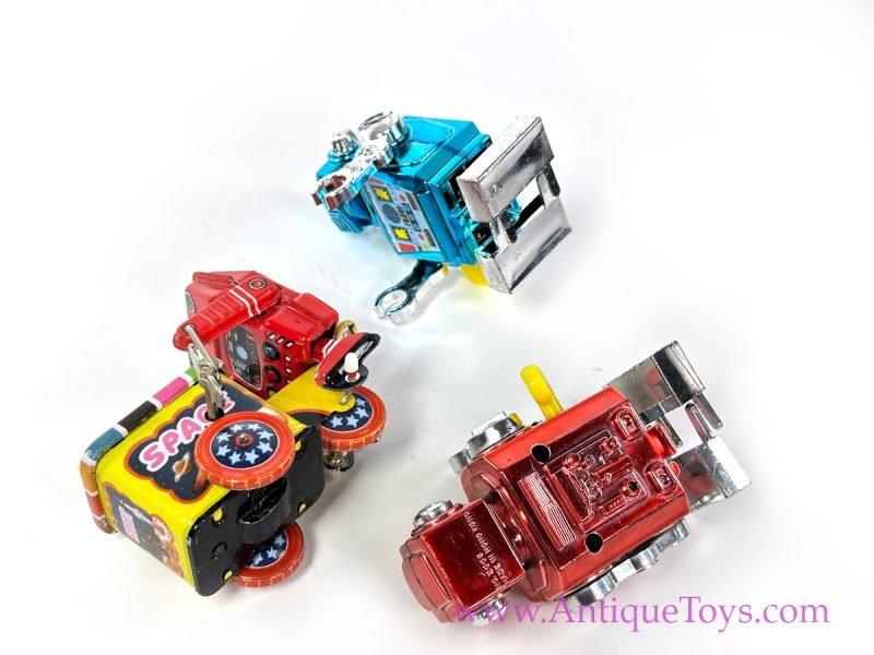 Vintage Tin Lithographed Windup Robot Collection <FONT COLOR="ff000 ">*SOLD*</font> - Image 3