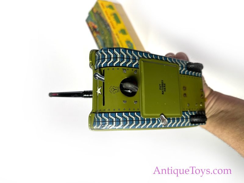 Okuma Tin Lithographed Batt. Op. Army M-18 Space Patrol Tank & USAF F-104 Jet in Box <FONT COLOR="ff000 ">*SOLD*</font> - Image 10