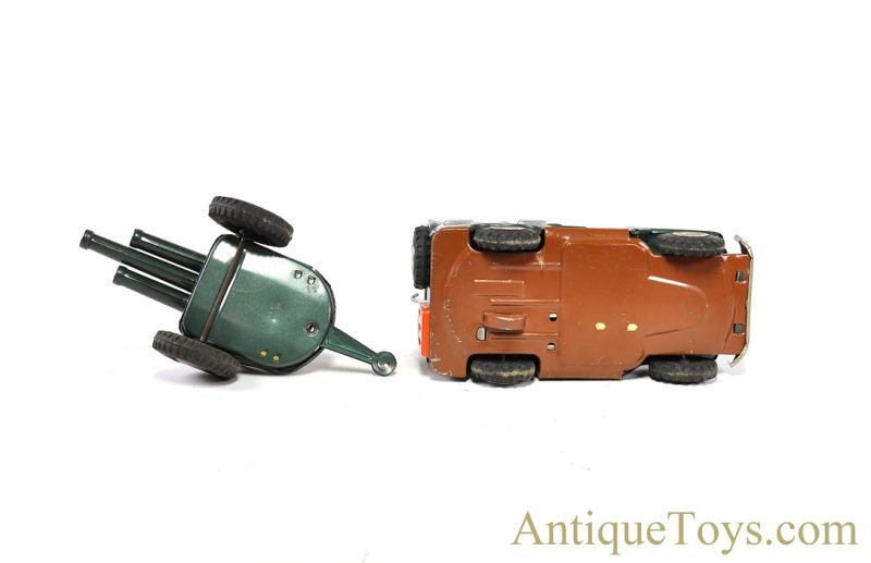 Nomura (TN) Tin Lithographed Friction "Artillery Jeep" in Box <FONT COLOR="ff000 ">*SOLD*</font> - Image 4