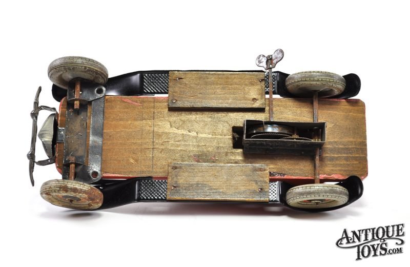 Tomiyama ca. 1932 Clockwork Tin Lithographed & Hand Painted Wooden Body Packard Touring Sedan <FONT COLOR="ff000">*SOLD*</font> - Image 5