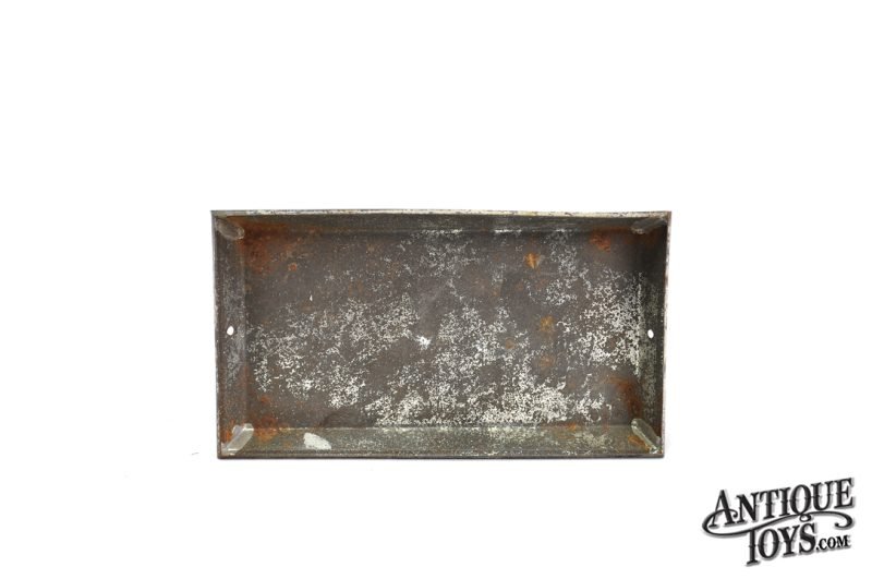 Doll & Co Tin Hand Painted #750 Water Well Steam Accessory Toy for Sale - Image 5