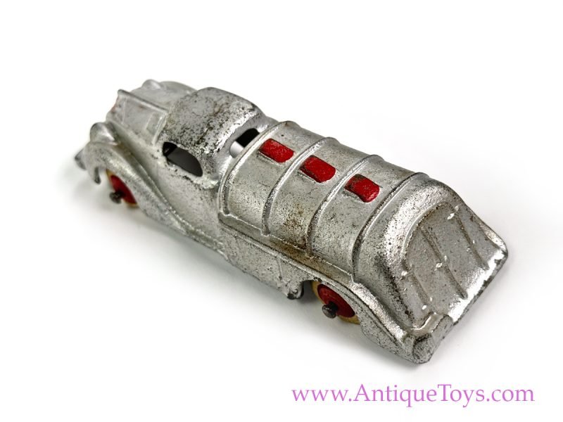 Vintage Hubley ca. 1937 Cast Iron Oil Truck for Sale - Image 6