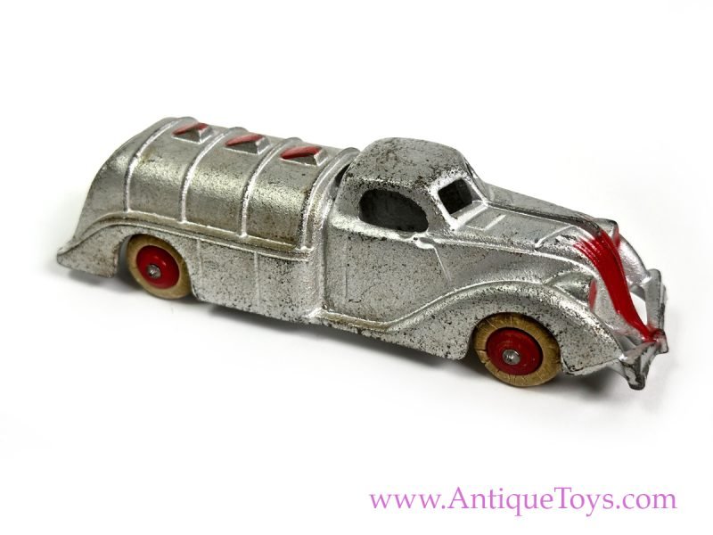 Vintage Hubley ca. 1937 Cast Iron Oil Truck for Sale