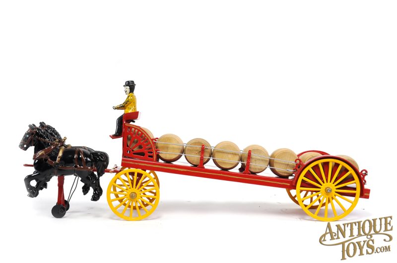 Wilkins Toy Co. ca. 1910 Cast Iron No. 147 City Dray Beer Barrel Wagon for Sale - Image 4