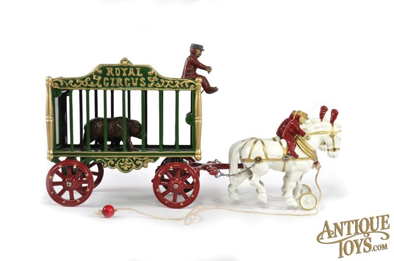 Hubley Cast Iron Royal Circus Horse Drawn Brown Bear Cage Circus Wagon <FONT COLOR="ff000 ">*SOLD*</font>