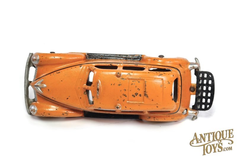 Hubley ca. 1939 Cast Iron Yellow Cab 8.25" <FONT COLOR="ff000 ">*SOLD*</font> - Image 3