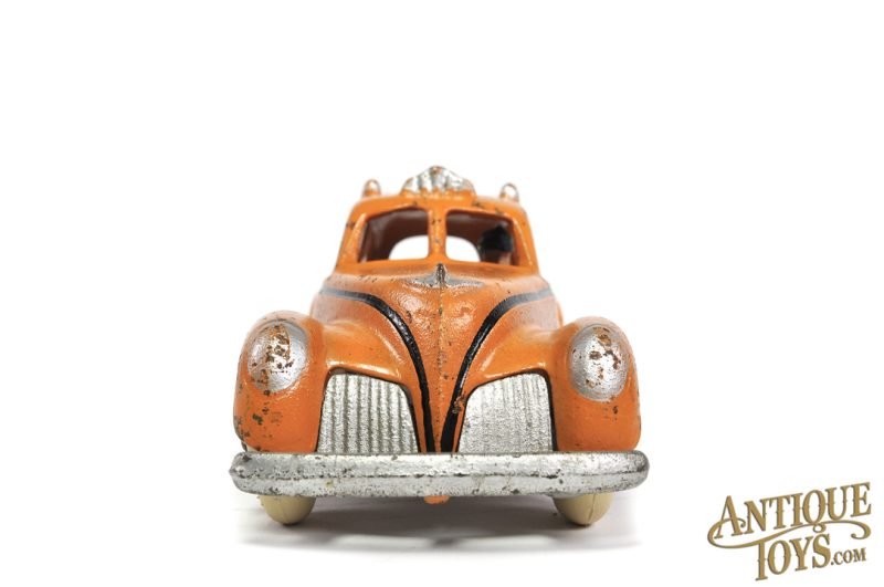 Hubley ca. 1939 Cast Iron Yellow Cab 8.25" <FONT COLOR="ff000 ">*SOLD*</font> - Image 5