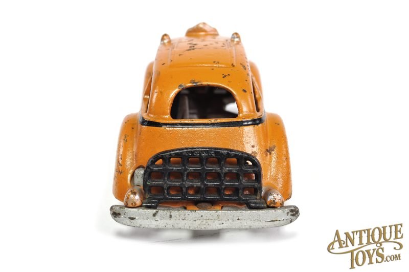 Hubley ca. 1939 Cast Iron Yellow Cab 8.25" <FONT COLOR="ff000 ">*SOLD*</font> - Image 7