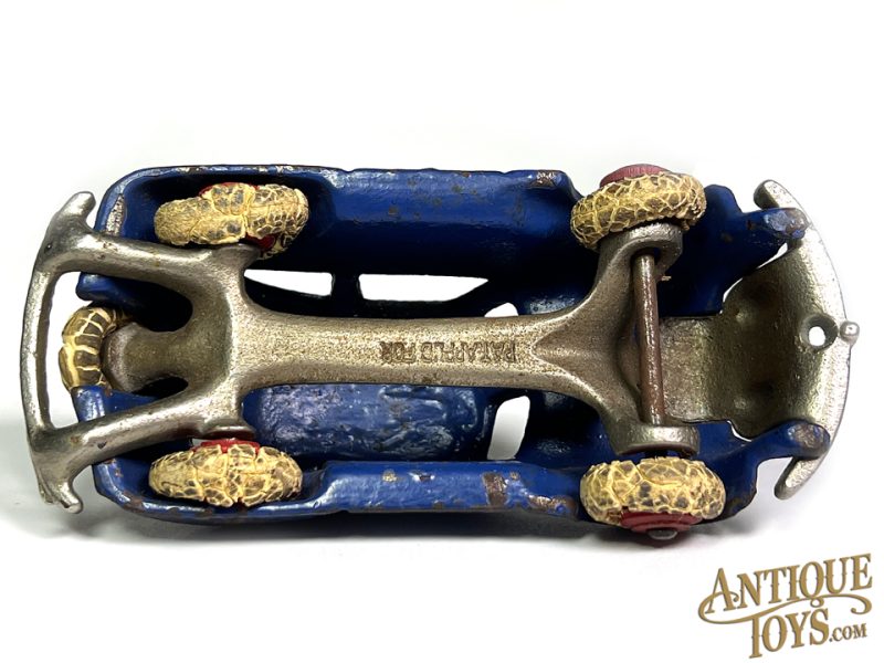 Hubley Blue Cast Iron Chrysler Airflow 4.5" for Sale - Image 4