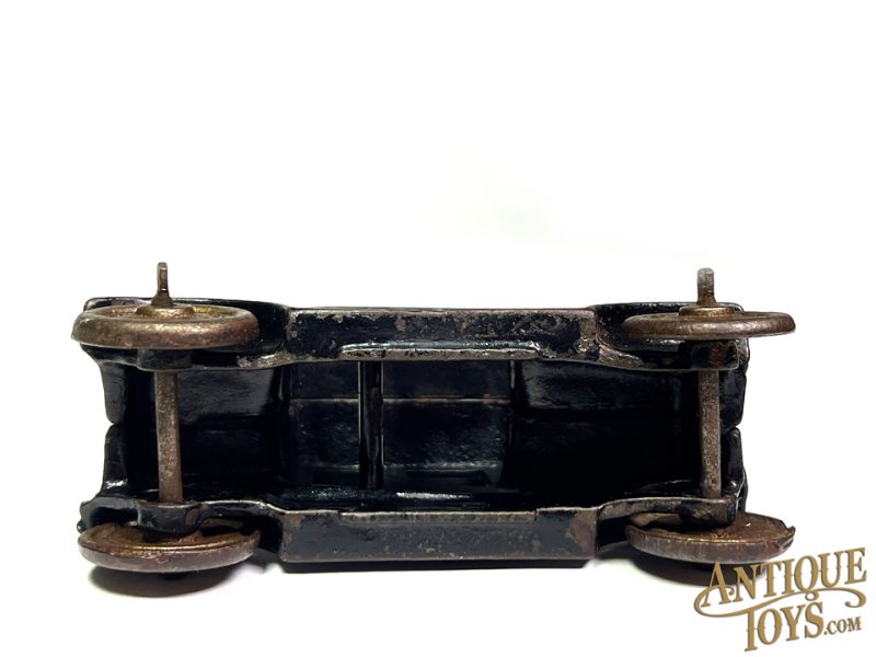 Hubley Cast Iron #300 Coupe 4.25" <FONT COLOR="ff000">*SOLD*</font> - Image 4