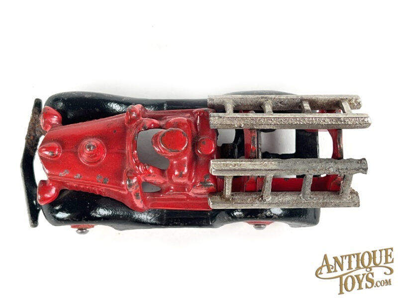Hubley Cast Iron Fire Engine Ladder Truck 4.75" for Sale - Image 5