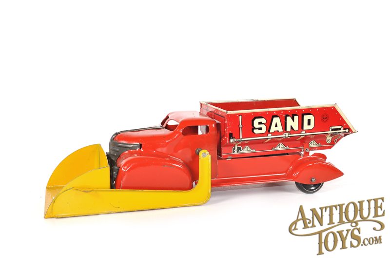 Marx Tin Lithographed Sand and Gravel Dump Truck with Plow for Sale - Image 2
