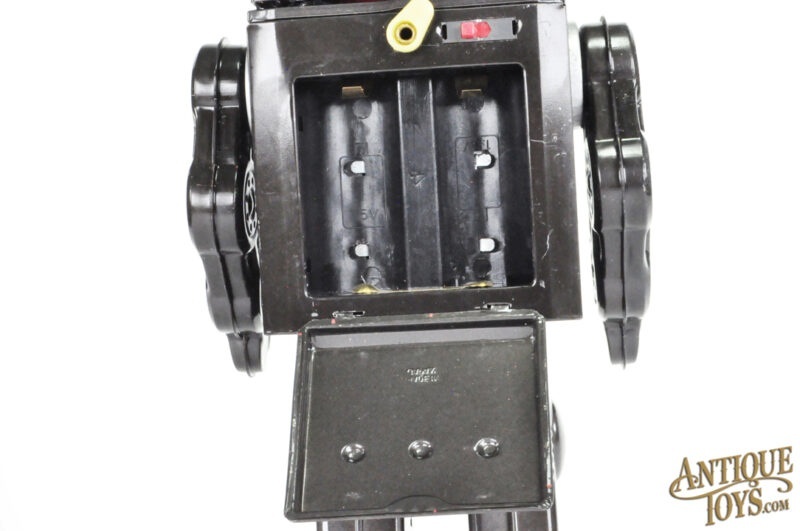 Horikawa (SH)Tin Lithographed Battery Op. "Dino-Robot" Japanese Toy in Box <FONT COLOR="ff000">*SOLD*</font> - Image 6