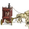 Kenton Cast Iron Overland Circus Wagon with Polar Bear 13.25" for Sale - Image 4