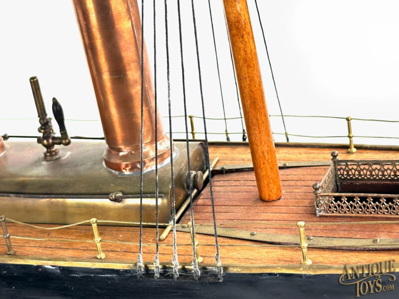 Radiguet ca. 1893 Tin, Copper, and Zinc French Live Steamship <FONT COLOR="ff000 ">*SOLD*</font> - Image 9