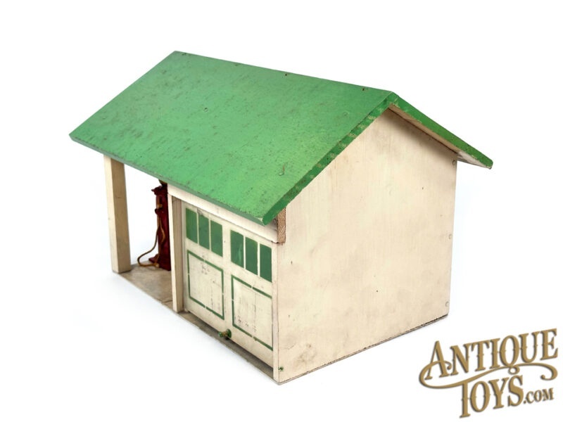Arcade ca. 1939 Cast Iron Gasoline & Motor Oils Station <FONT COLOR="ff000">*SOLD*</font> - Image 7