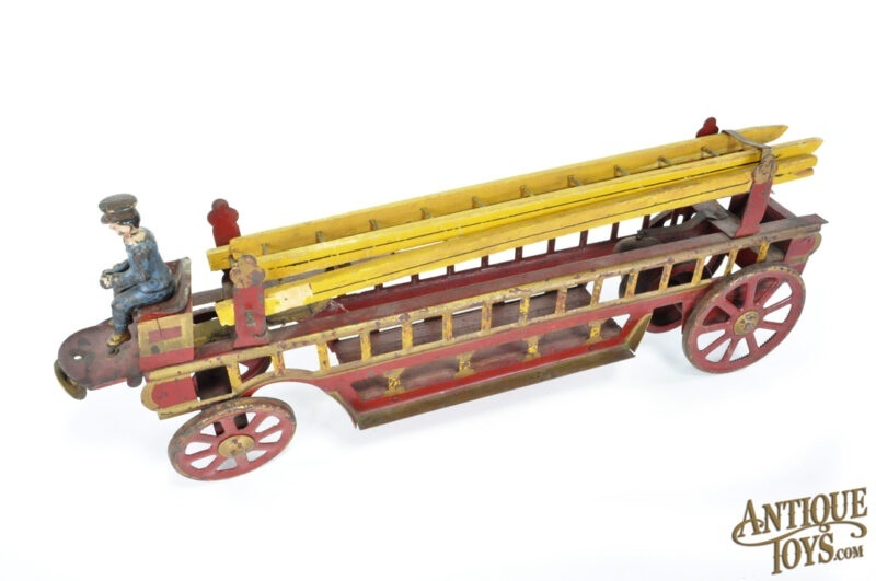 Dayton ca. 1905 Pressed Steel Friction Dayton Hillclimber Fire Engine Ladder Truck <FONT COLOR="ff000">*SOLD*</font> - Image 3