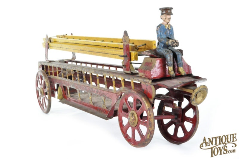 Dayton ca. 1905 Pressed Steel Friction Dayton Hillclimber Fire Engine Ladder Truck <FONT COLOR="ff000">*SOLD*</font> - Image 4