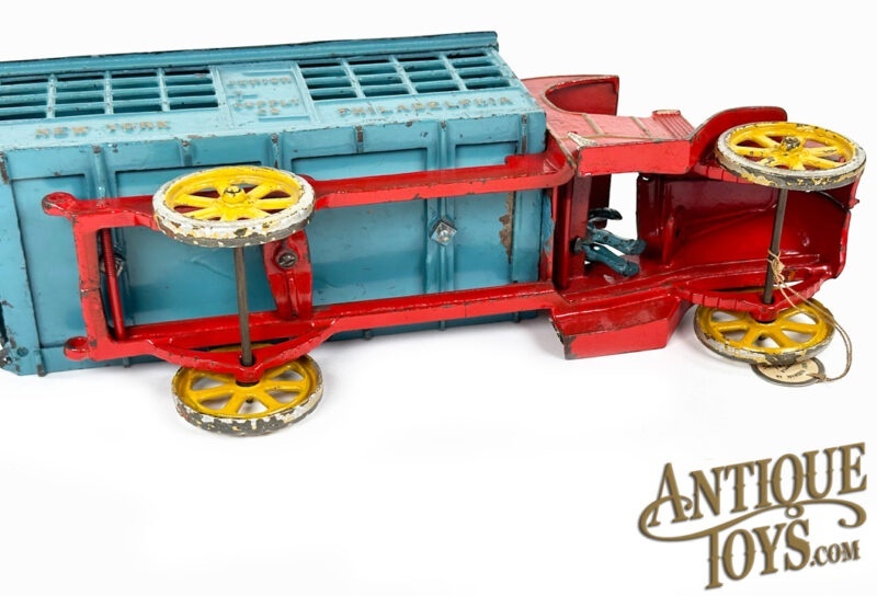 Dent Extremely Rare Cast Iron Junior Supply Co. New York to Philadelphia Truck 16" <FONT COLOR="ff000">*SOLD*</font> - Image 9
