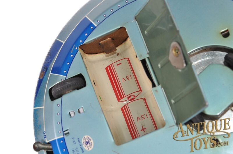 Masudaya Modern Toys (MT) Tin Litho Batt. Op. X-3 Space Explorer U.F.O. Prototype & X-7 Space Explorer <FONT COLOR="ff000">*SOLD*</font> - Image 11