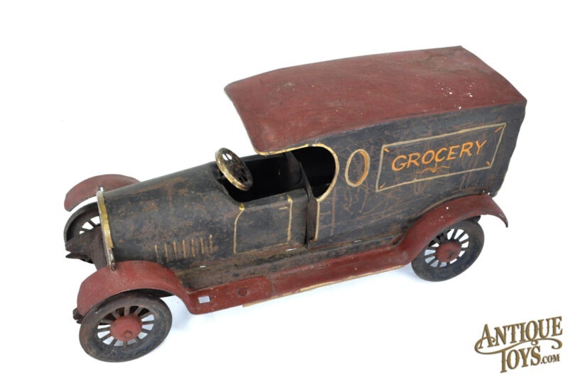 Turner ca. 1923 Tin Friction Grocery Delivery Truck <FONT COLOR="ff000">*SOLD*</font> - Image 2