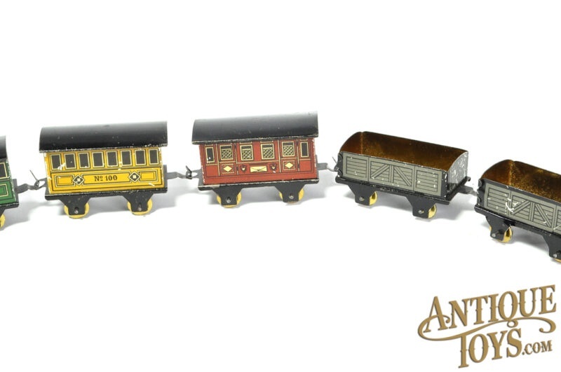 Johann Distler (J.D.N.) Tin Lithographed No. 100 Tin Penny 8pc. Train Set for Sale - Image 5