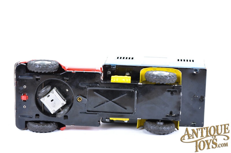 ALPS Tin Litho Batt. Op. No. 21508 Mystery Action Farm Truck Boxed <FONT COLOR="ff000">*SOLD*</font> - Image 6