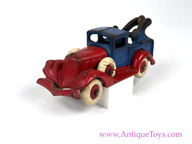 Hubley Cast Iron Tow Truck with Rubber Tires for Sale - Image 7