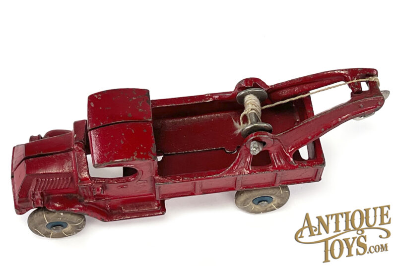 Champion Hardware Co. Red Cast Iron Tow Truck 8.5" for Sale - Image 5