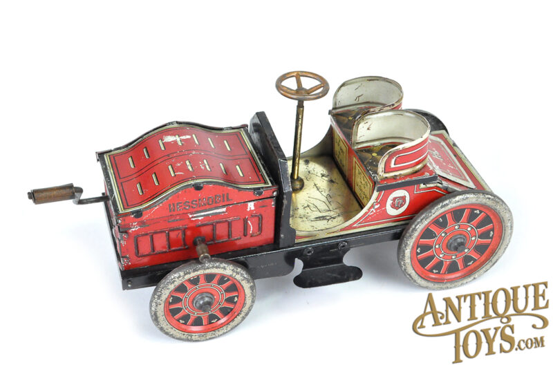 J.L. Hess (JLH) Early ca. 1910 Flywheel Tin Lithographed Crank Wind Hessmobile for Sale - Image 2