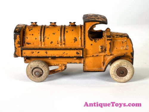 Cast Iron Gas Tanker from Hubley <FONT COLOR="ff000">*SOLD*</font>
